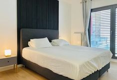 Lain-lain 2 2 Bedrooms Flat in Center with Parking