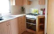 Others 5 Pets go Free Family 3 Bed Caravan With Decking