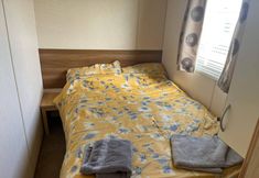 Others 4 Super 3 Bedroom Pet Friendly Caravan With Decking