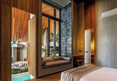 Others 7 Can Maestro