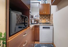 อื่นๆ 6 Gorgeous Central 1BR Apt near Galataport