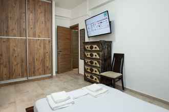 อื่นๆ 4 Spacious 2 level Brand New apt GTD3194