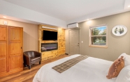 อื่นๆ 5 Solitude Bear Room Ada 103 - Estes Park 1 Bedroom Studio by Redawning