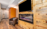 อื่นๆ 7 Solitude Bear Room Ada 103 - Estes Park 1 Bedroom Studio by Redawning