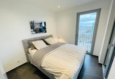 Others 3 Luxury Flat with Parking & Large Terrace