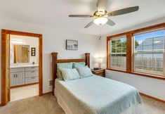 Others 5 Cobblestone Cottage in Ocean Shores