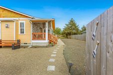 Others Cobblestone Cottage in Ocean Shores