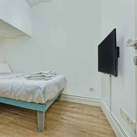 Room 1 Authentic Flat in The Heart of Taksim, Istanbul Modern Museum Hotels