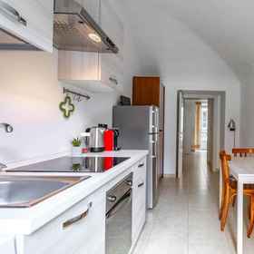 Room 1 Corte d Appello Rooms MED, โรงแรม & ที่พัก อาสนวิหารตูริน