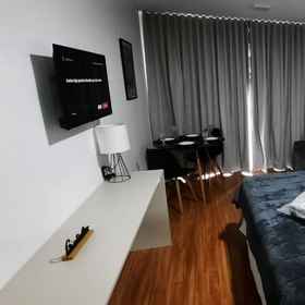 Room 1 Studio Centro Poços - Tudo a Pe, Jose A Junqueira Park Hotels