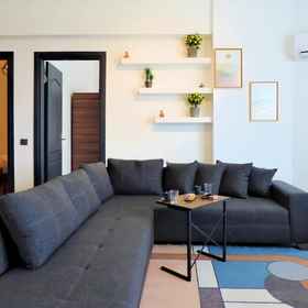 Room 1 Chic Flat 10 min to Lara Beach in Antalya, Türkiye İş Bankası Bankamatik Hotels