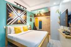 Others Rain Airport BNB