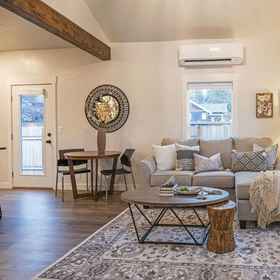 Primary image 1 Darling 30 Day Minimum 2 Bedroom Home by RedAwning, Central Oregon Community College Hotels