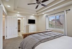 Lain-lain 2 Geary Getaway 3 Bedroom Home by RedAwning