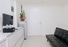 Others 5 Homey 1Br Apartment With Extra Room At Parahyangan Residence