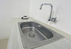 Others 7 Modern Look And Homey Studio At 10Th Floor Paltrow City Apartment