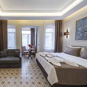 Primary image1Pera Luna Premium 飯店,SDA Church Yedinci Gün Adventist Kilisesi飯店