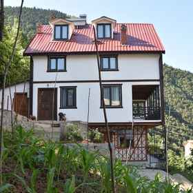 Primary image1NANAGA 1883,特拉布宗別墅