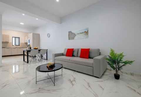 Lainnya Unbeatable Location 2 Bedroom With Terrace