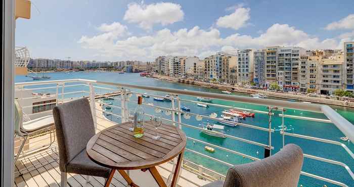 Lainnya Exquisite Seafront Apart in Spinola Bay St Julians