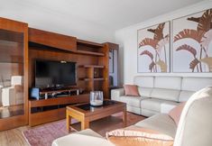 기타 4 Blue and Gold Sunset by Homie