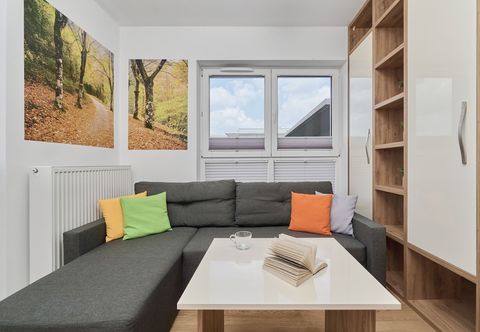 Others Sunny Studio Krakowska by Renters