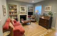 Others 4 Beautiful Family-friendly 4BD House - North Sheen