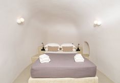 Others 5 SantorOia Luxury Suites