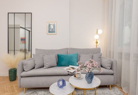 Others Sweet & Stylish Apartment by Renters