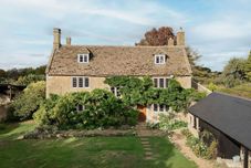 อื่นๆ Reybridge House