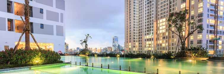 Others REM Rivergate Garden Pool Signature Apartments