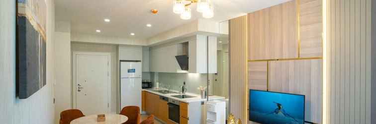 Lainnya Fancy 2 1 Apt 2 Bathrooms - Core Living