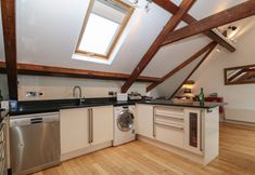 Others 7 Apartment 2, Gorwel Glas