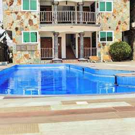 Primary image1RK Italian Boy Hotel,VEG PARADISE TEMA飯店