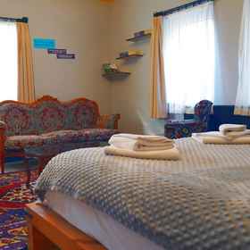 Primary image 1 Alpha Stone House, โรงแรม & ที่พัก พิพิธภัณฑ์กลางแจ้งเกอเรเม