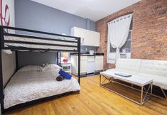 Lain-lain 3 StudioPlus JG Stay