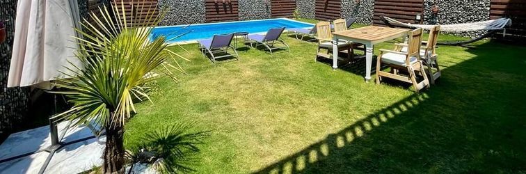 Lain-lain Relish Villalari