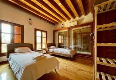 Lain-lain 4 Relish Villalari