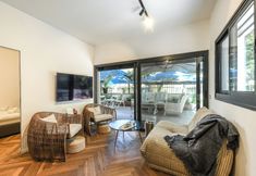 その他 6 Stylish 3BR Apt with Patio in the City