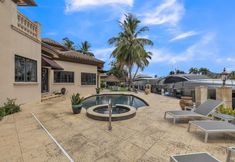 อื่นๆ 5 Casa Royale - Luxurious Waterfront Living 7 Bedroom Home by RedAwning