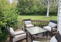 Others 5 G Cookie's House 3 Bedroom Home by RedAwning