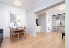 Others 5 Apartment Gromadzka With A/C by Renters