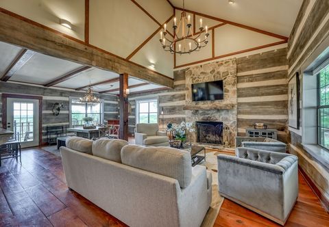 Others Luxury 23-acre Ranch With Hottub Near Alamosprings