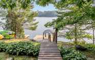 Lain-lain 6 Muskoka Lakeshore Cottage Bliss