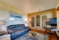 Others 2 Port Angeles Home: 7 Mi to Olympic Natl Park!