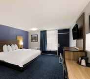 Others 7 Surestay Plus By Best Western Pigeon Forge