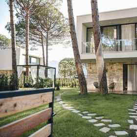 Primary image 1 บ้านของนกแก้ว Lalez Bay, โรงแรม & ที่พัก Lej & Laj Residence