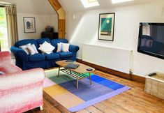 Khác 7 The Hen House