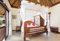 Others 7 Beautiful Private Pool Villa by the Beach in Candidasa