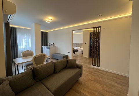 其他 Golden Life Suite